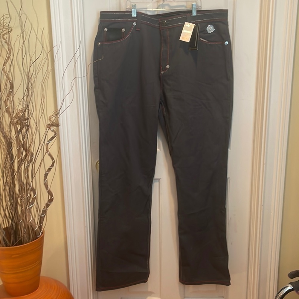 Crown Holder 🔥sale🔥grey jeans NWT